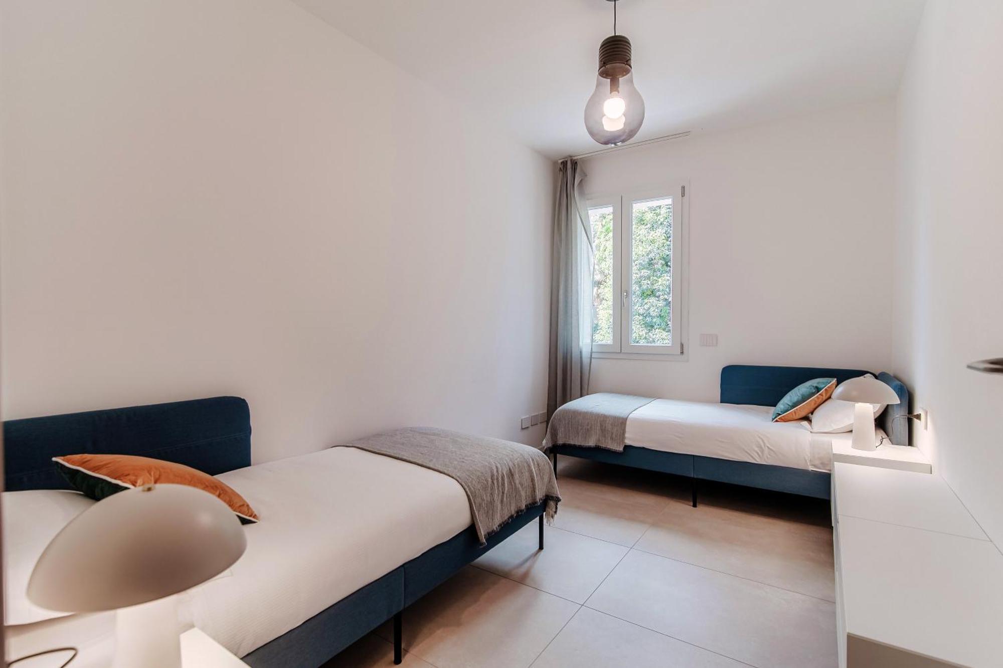 Lario Suite Apartments By Quokka 360 - With Parking Next To Como City Luaran gambar