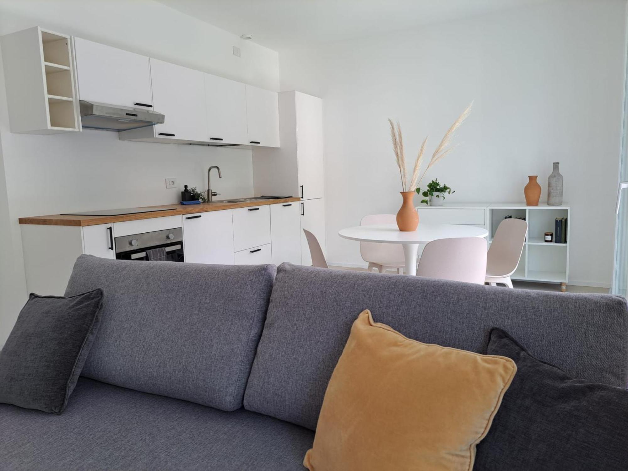 Lario Suite Apartments By Quokka 360 - With Parking Next To Como City Luaran gambar