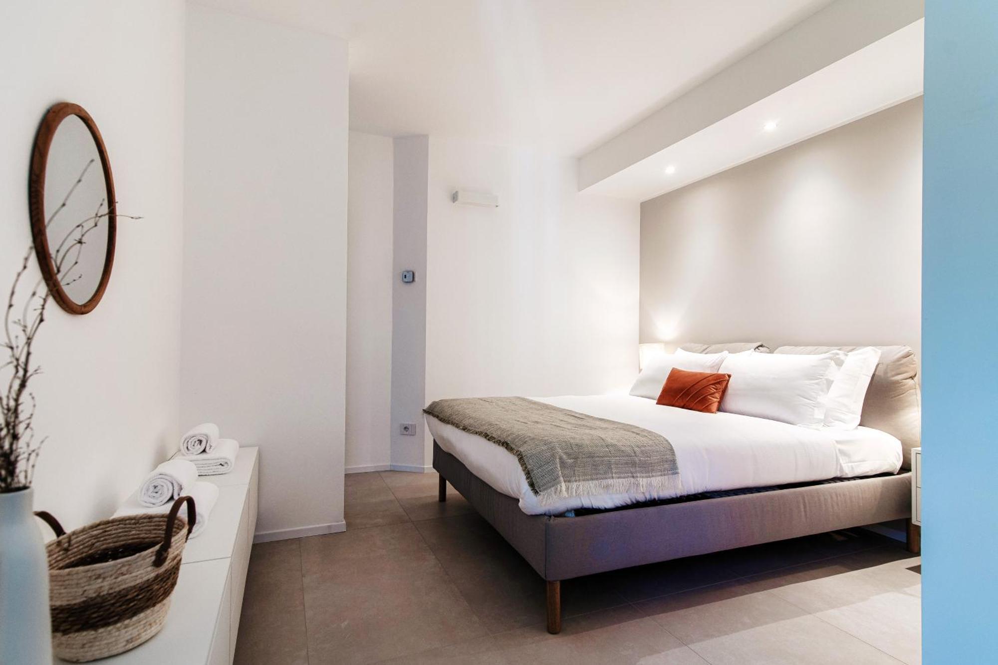 Lario Suite Apartments By Quokka 360 - With Parking Next To Como City Luaran gambar