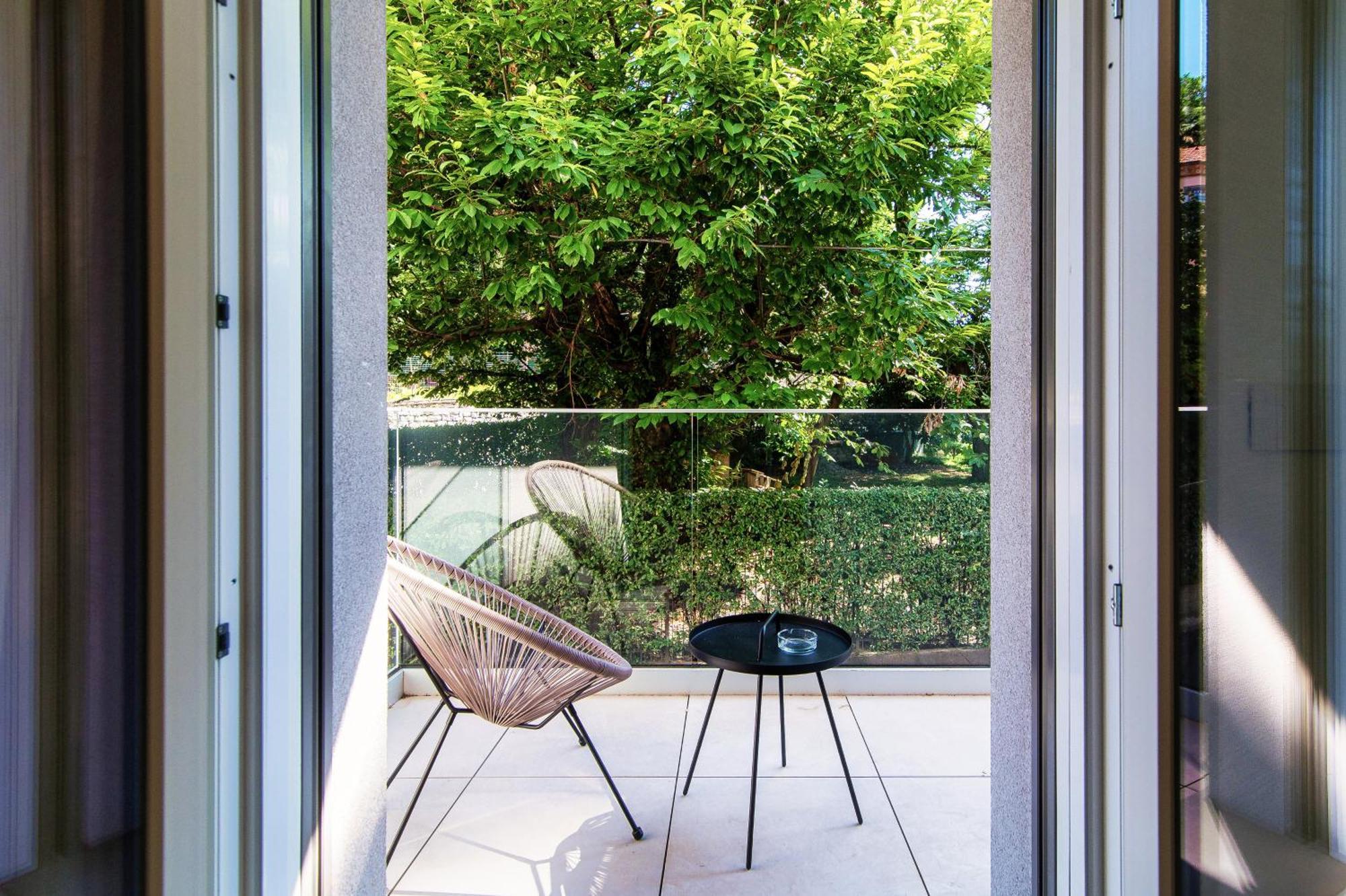 Lario Suite Apartments By Quokka 360 - With Parking Next To Como City Luaran gambar