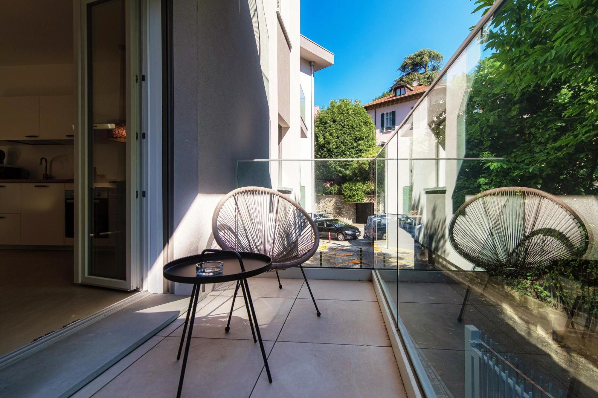 Lario Suite Apartments By Quokka 360 - With Parking Next To Como City Luaran gambar