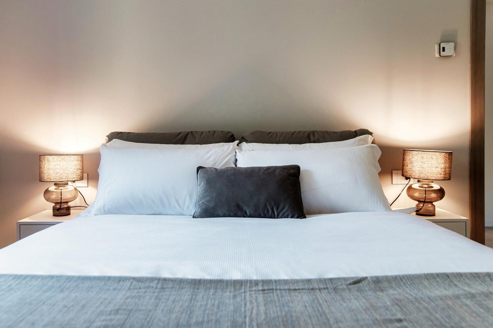 Lario Suite Apartments By Quokka 360 - With Parking Next To Como City Luaran gambar