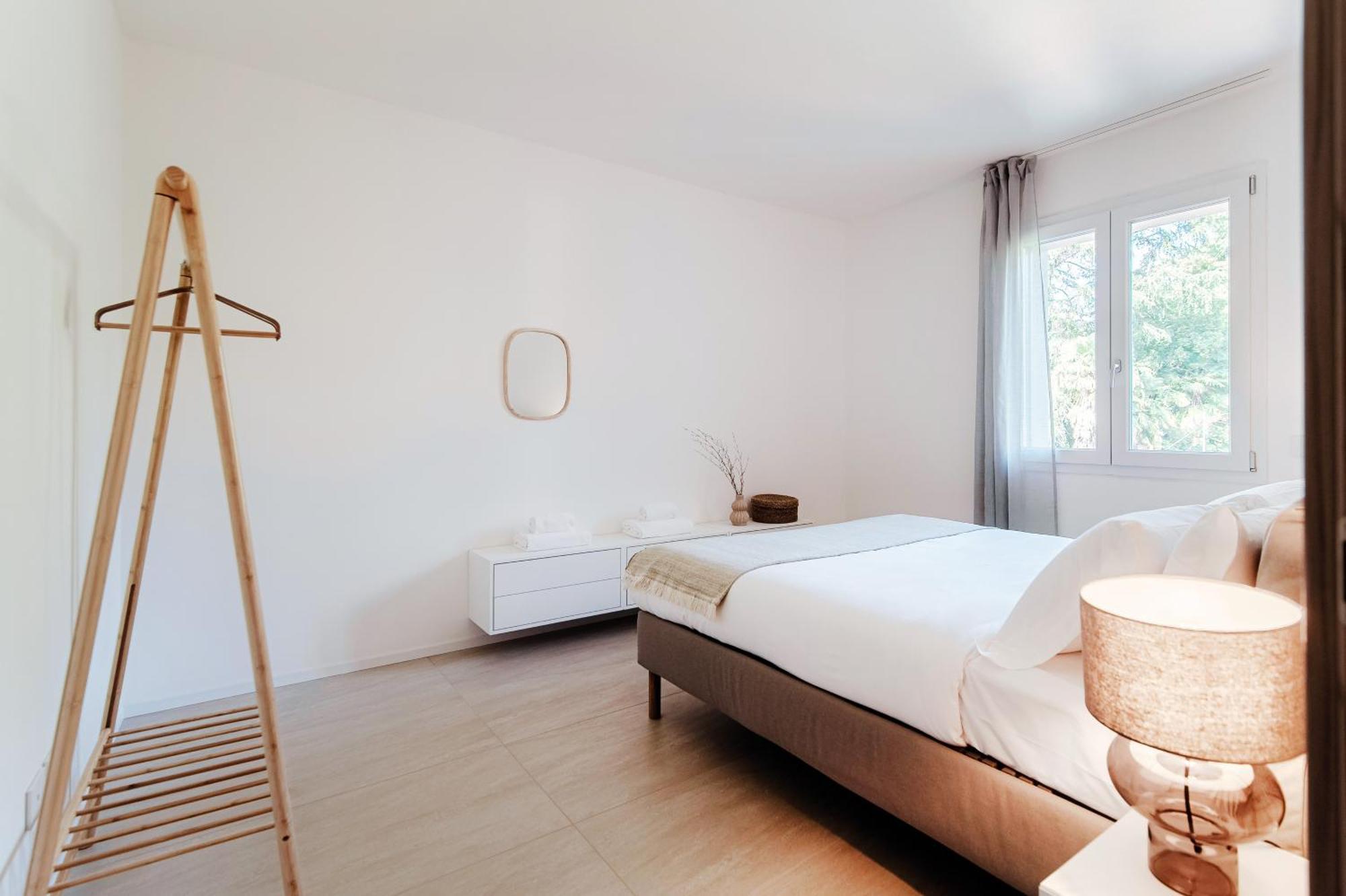 Lario Suite Apartments By Quokka 360 - With Parking Next To Como City Luaran gambar