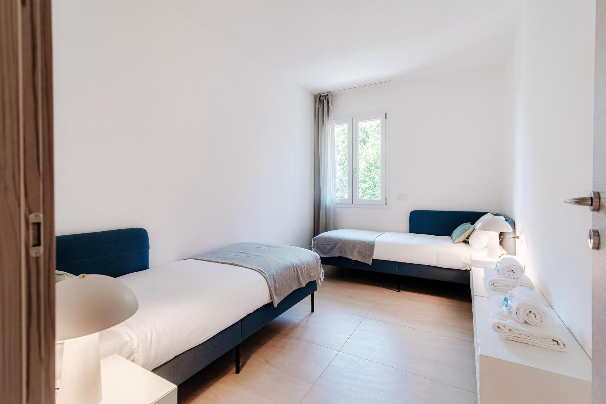 Lario Suite Apartments By Quokka 360 - With Parking Next To Como City Luaran gambar